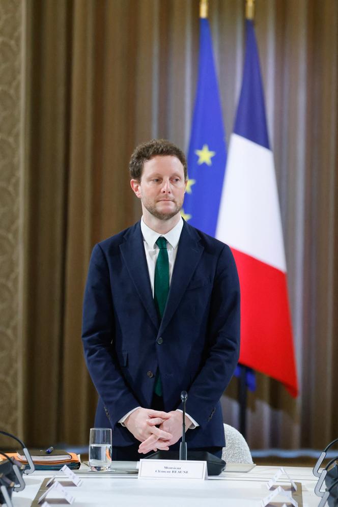 La transition démographique en France : entretien avec Clément Beaune