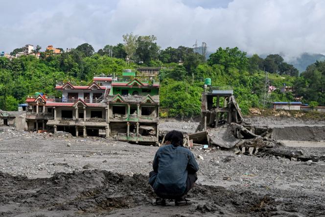 Inondations catastrophiques au Népal et au Tibet