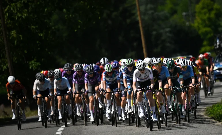 Demi Vollering triomphe au Tour de France Femmes 2026