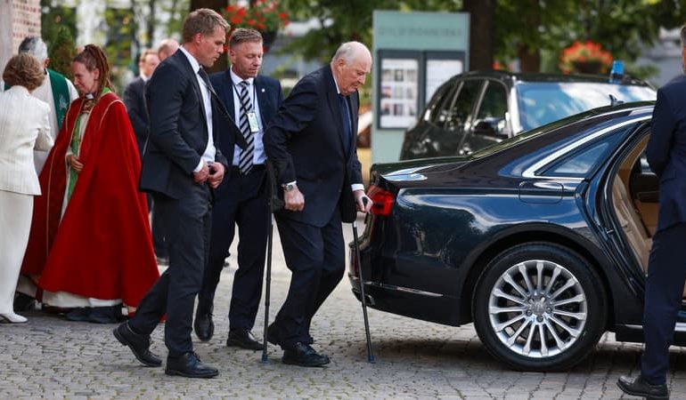 Le roi Harald hospitalisé suite à des problèmes de santé