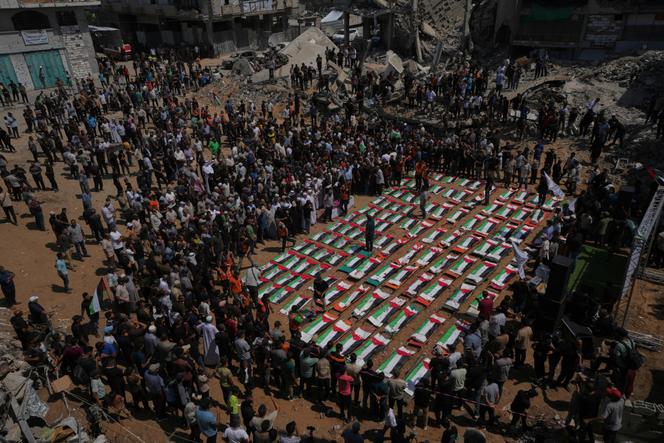 Obsèques collectives et enjeux humanitaires à Gaza
