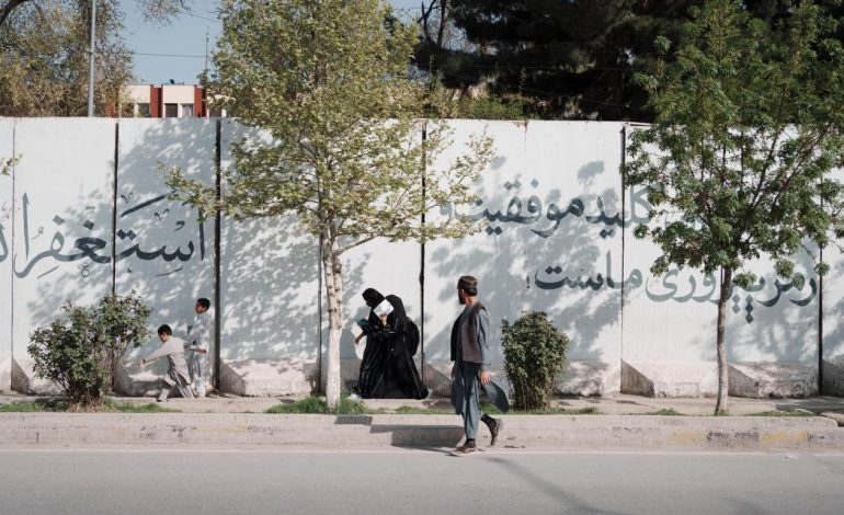 Paroles d&rsquo;Afghanes : Témoignages et Réalité