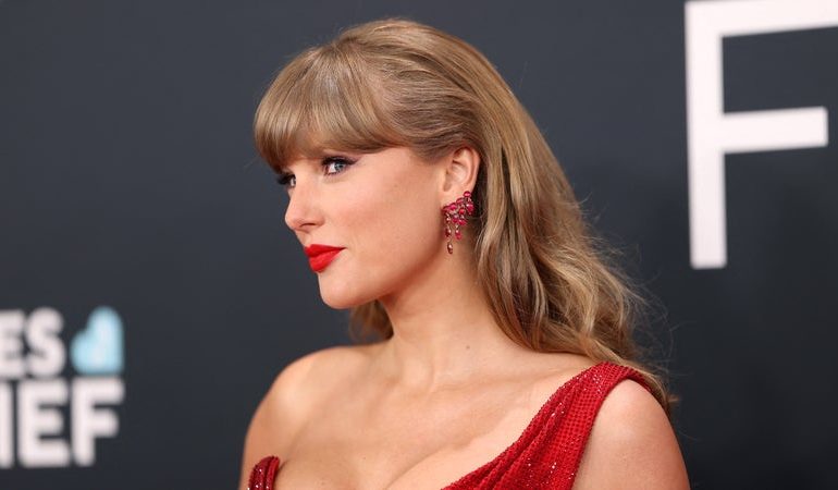 Taylor Swift annonce son nouveau single et ouvre les précommandes