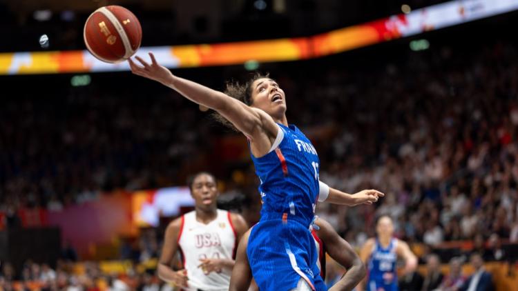 Les Bleues battues par les Américaines en finale de la Coupe du monde 2026