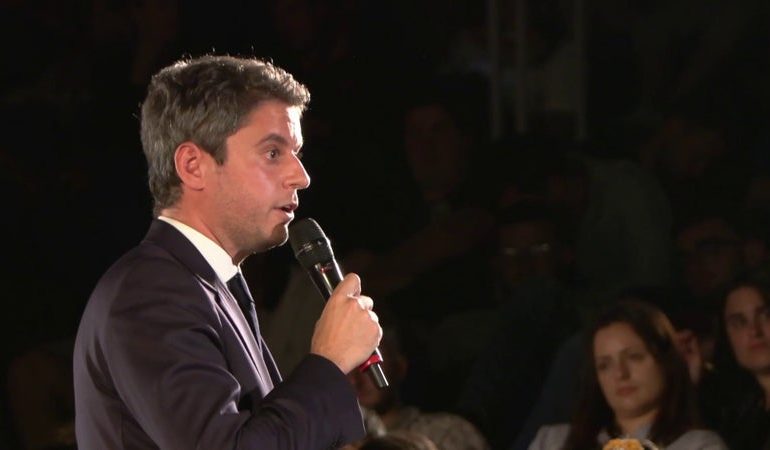 Gabriel Attal et l&rsquo;Opération 1.000 Bistrots