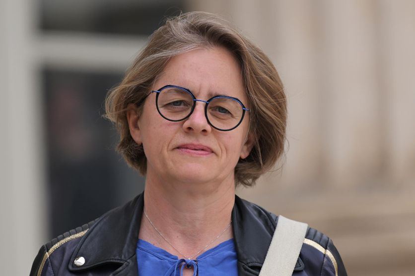Les Manifestations Hebdomadaires et la Proposition de Loi Contre les Violences Sexuelles