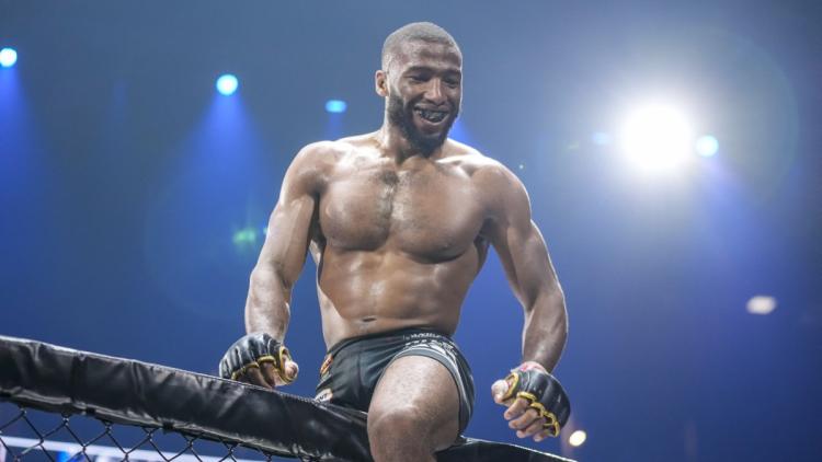 Les débuts de Salahdine Parnasse à l&rsquo;UFC Paris