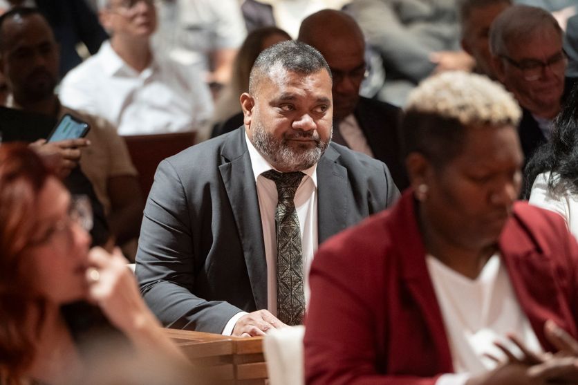 Discussions cruciales à Paris pour l&rsquo;avenir financier de la Nouvelle-Calédonie