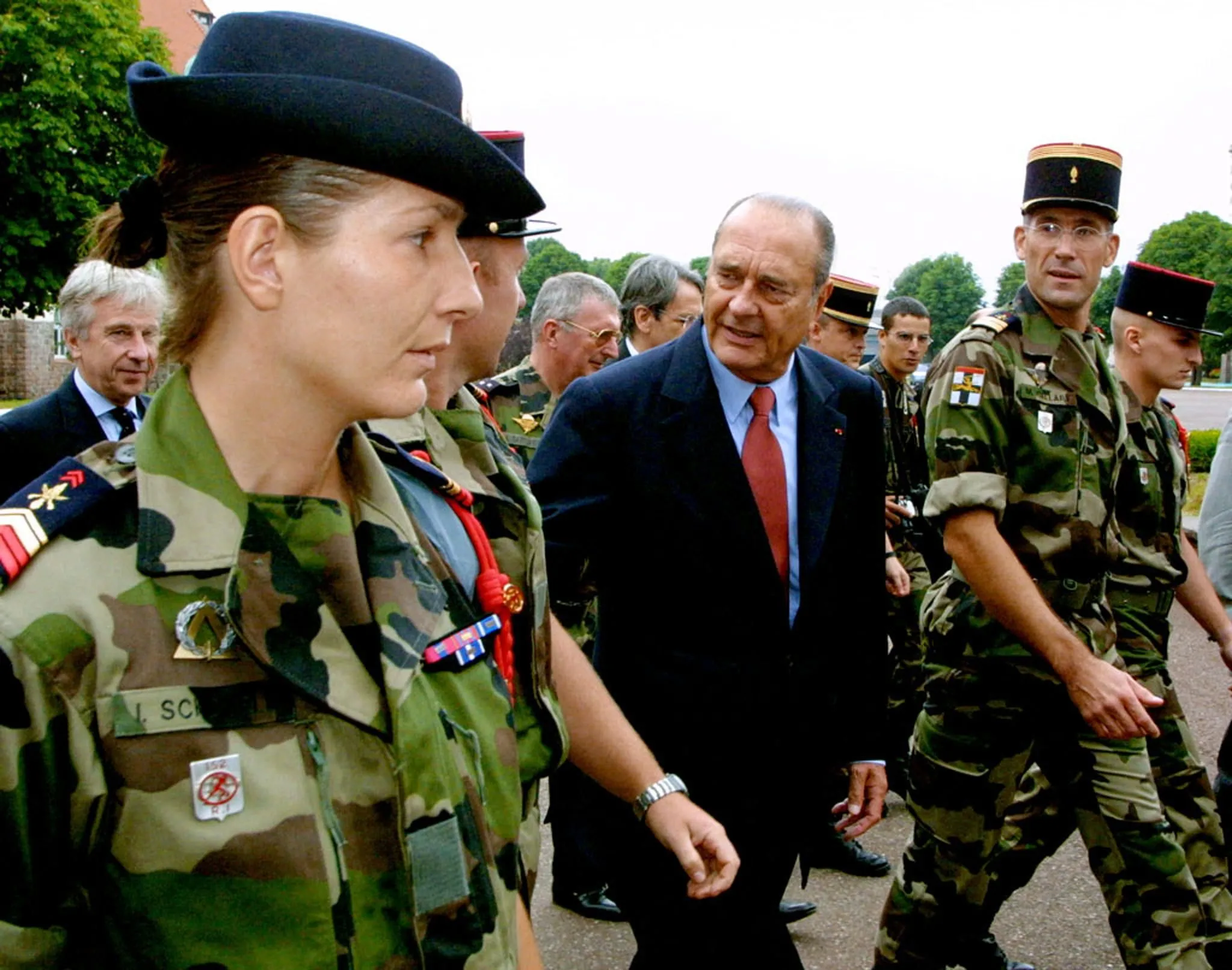 Le retour du service national en France : entre militarisation et débat social