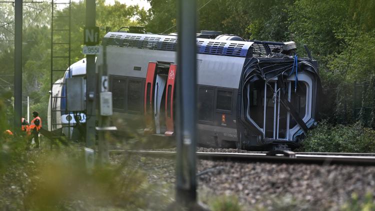 Déraillement d&rsquo;un TER à Cléon : 44 blessés