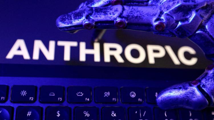 Appel à ralentir le développement de l&rsquo;IA face à des incidents préoccupants
