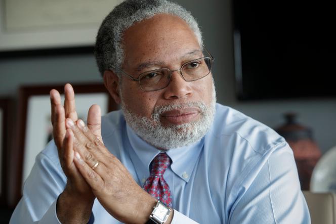 Départ du premier chef afro-américain de la Smithsonian sous pression