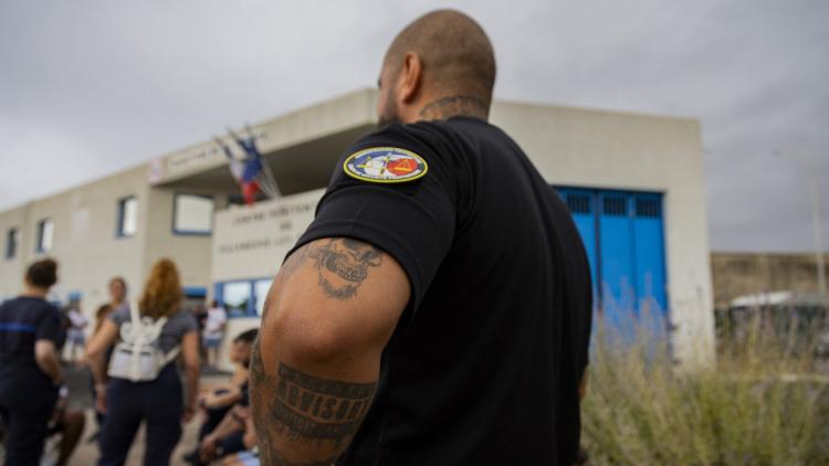 Conflit autour des blocus des lycées en France