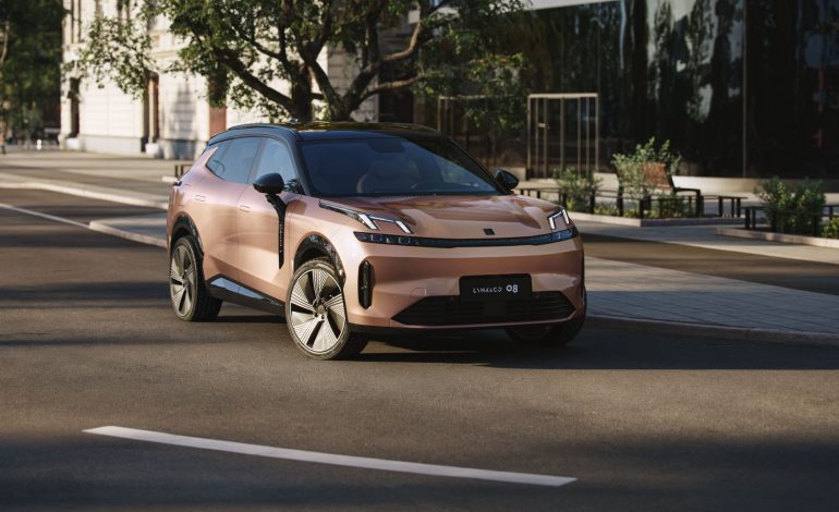 Lynk & Co 08 : un SUV hybride rechargeable prometteur