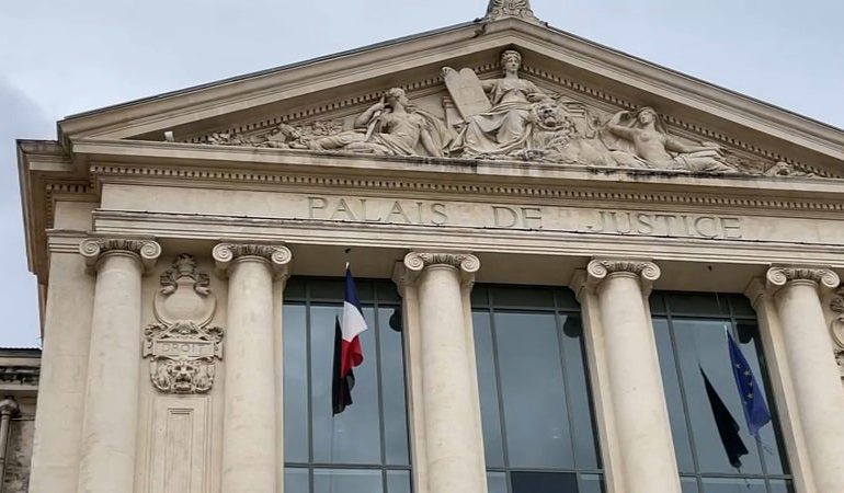 Une enquête ouverte pour meurtre après la découverte du corps d&rsquo;une femme lors d&rsquo;un contrôle douanier