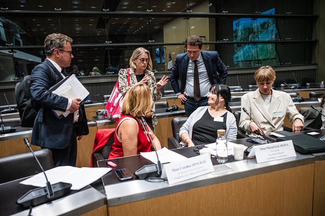 Les Députés Évaluent une Proposition de Loi contre les Violences Sexistes et Sexuelles