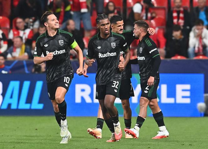 Lens brille en Ligue des champions