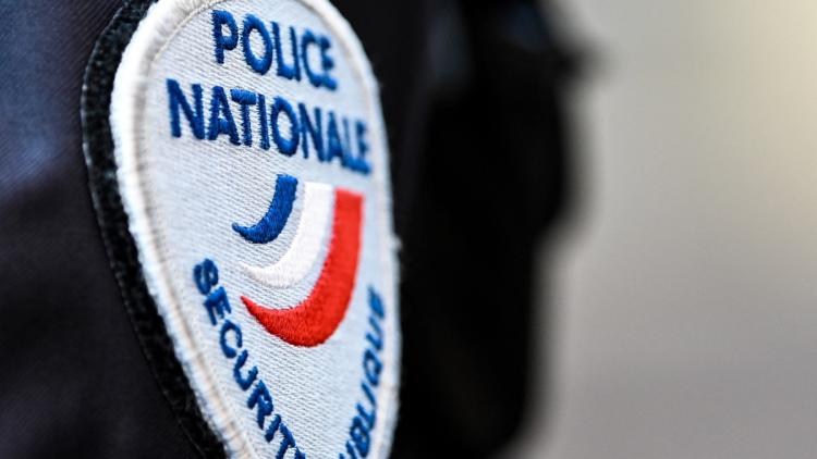 Quatre malfaiteurs volent 40,000 euros en cryptomonnaie à une famille