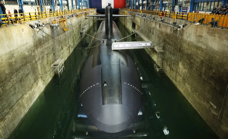 Le Japon réévalue ses priorités de défense sous la direction de Sanae Takaichi