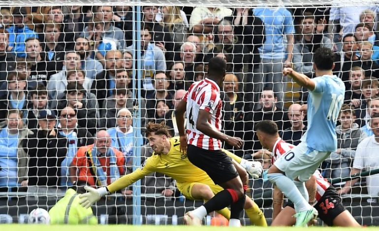 Triomphe de Manchester City et Victoire Discrète de Liverpool