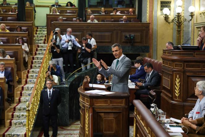 Pedro Sanchez défend la gestion de la crise migratoire à Ceuta