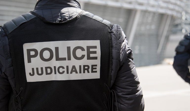 Saisie d&rsquo;armes lors d&rsquo;une opération policière en France