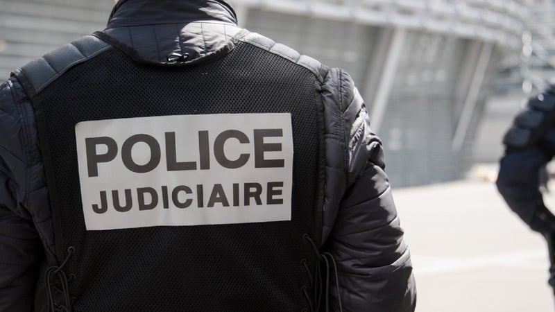 Saisie d&rsquo;armes lors d&rsquo;une opération policière en France