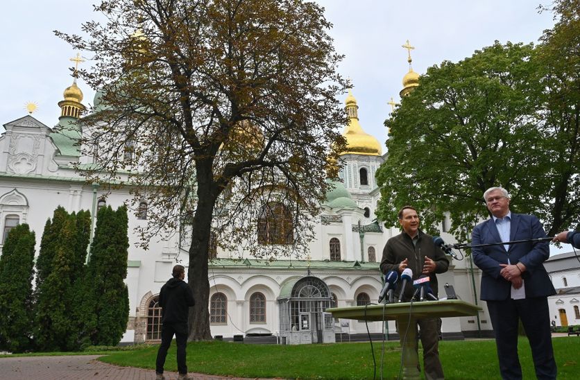 Frappes russes près de la frontière polonaise