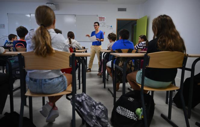 Incertitudes pour les enseignants contractuels lors de la rentrée 2026