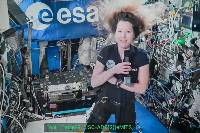 Sophie Adenot : Premières sorties extravéhiculaires d&rsquo;une astronaute française