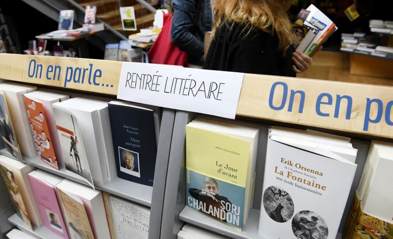 L&rsquo;écrivain accusé d&rsquo;avoir utilisé une IA pour son roman primé