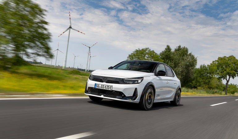 L&rsquo;Opel Corsa GSE : Une Citadine Électrique Performance