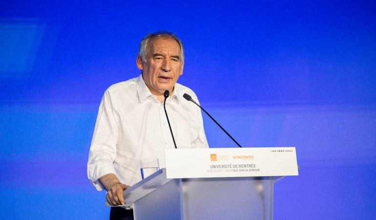 François Bayrou et la Primaire du &lsquo;Grand Fleuve Central&rsquo; pour l&rsquo;Élection Présidentielle 2027