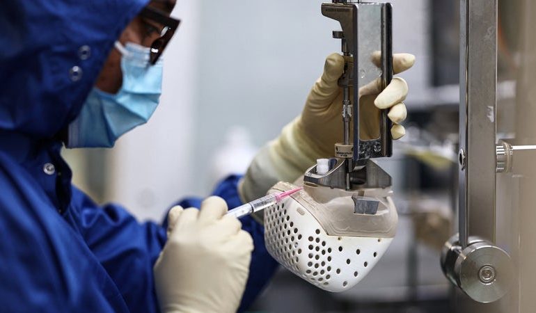 Des actionnaires de Carmat portent plainte pour escroquerie