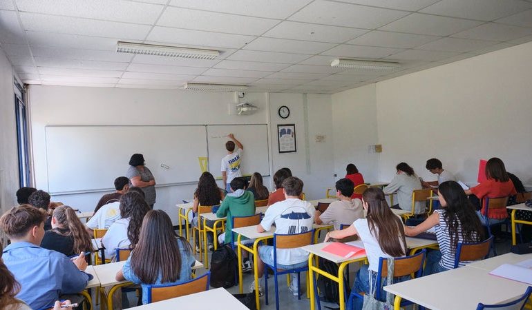 L&rsquo;écart de rémunération et satisfaction des enseignants en France
