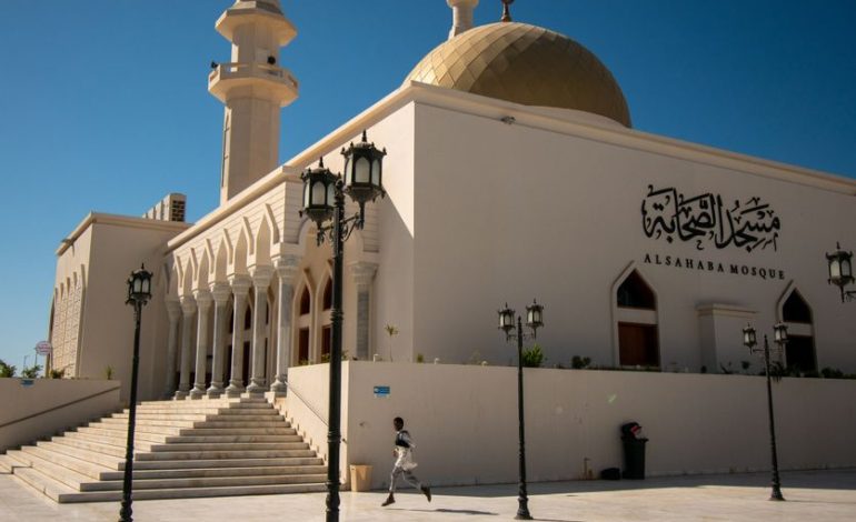 La Reconstruction de Derna : Entre Lavis Blanc et Souvenirs Douloureux