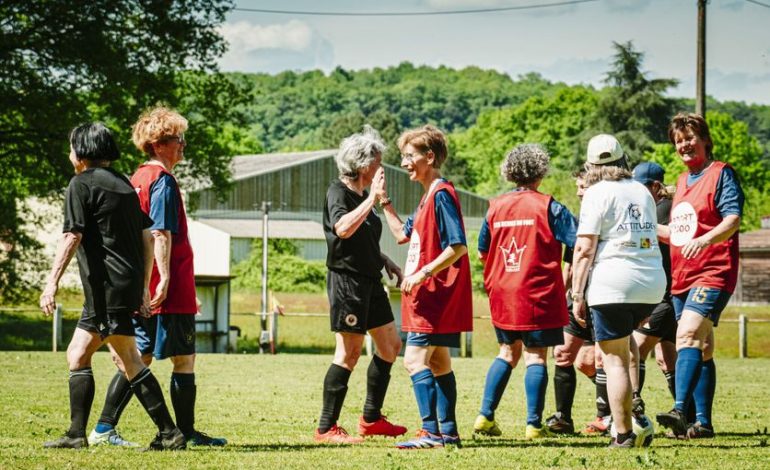 Prévention de la maladie d&rsquo;Alzheimer par le sport et les activités sociales