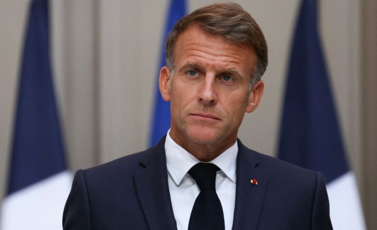 Emmanuel Macron ne participera pas aux messes du Pape en France
