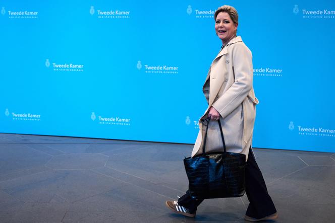Pays-Bas : La chaîne Ongehoord Nederland sous pression pour ses propos controversés