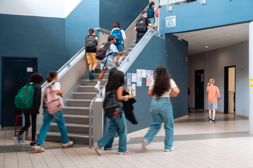 Réflexions sur l&rsquo;amélioration du niveau éducatif en France