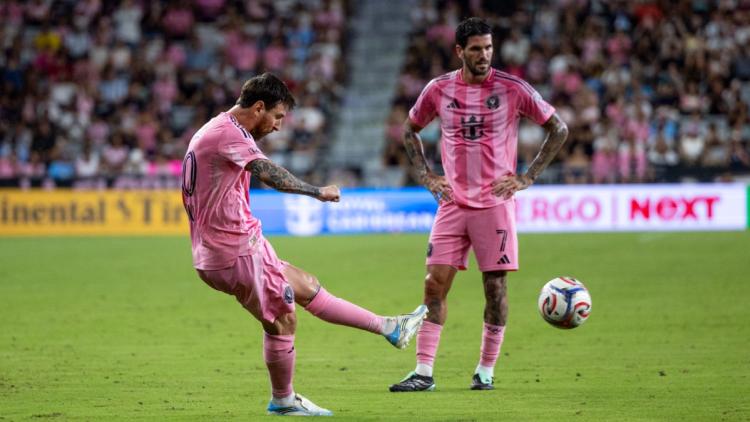 Lionel Messi atteint le 75e coup franc de sa carrière
