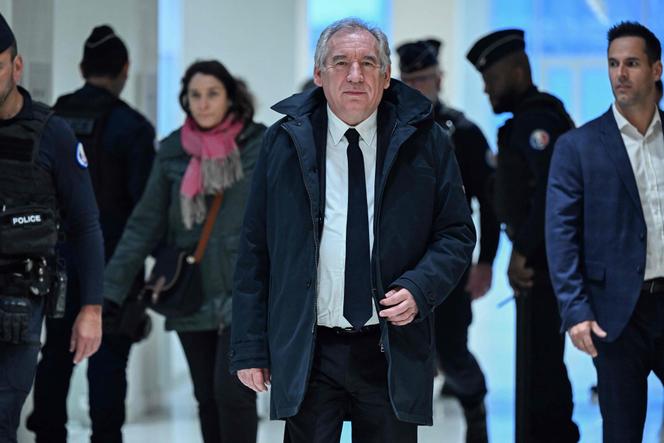 François Bayrou face à un nouvel appel pour détournement de fonds publics