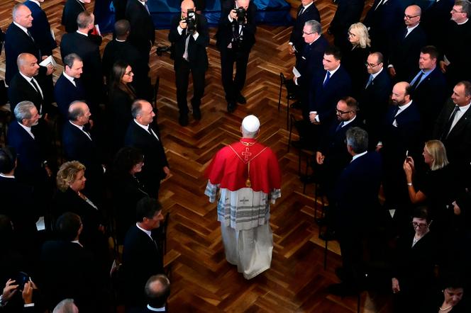 La visite du pape Léon XIV en France : Un événement historique