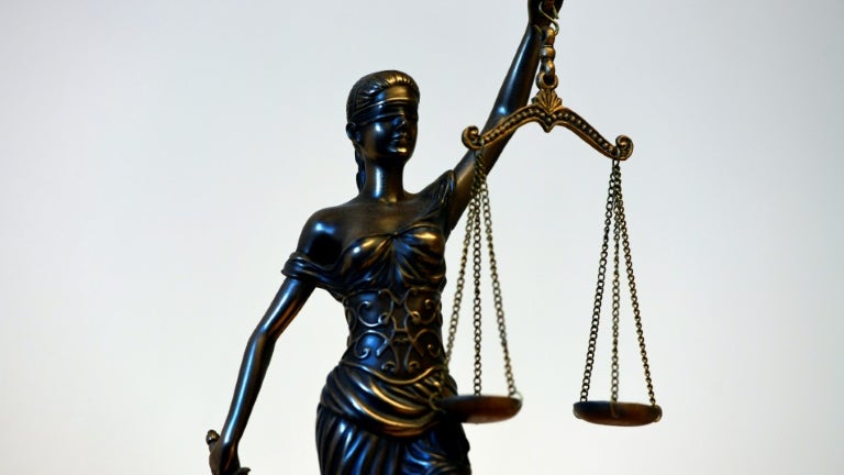 Jugement d&rsquo;un tatoueur accusé d&rsquo;agressions sexuelles et de viols