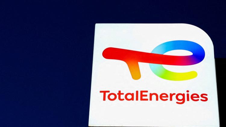 TotalEnergies : bénéfices record et enjeux économiques