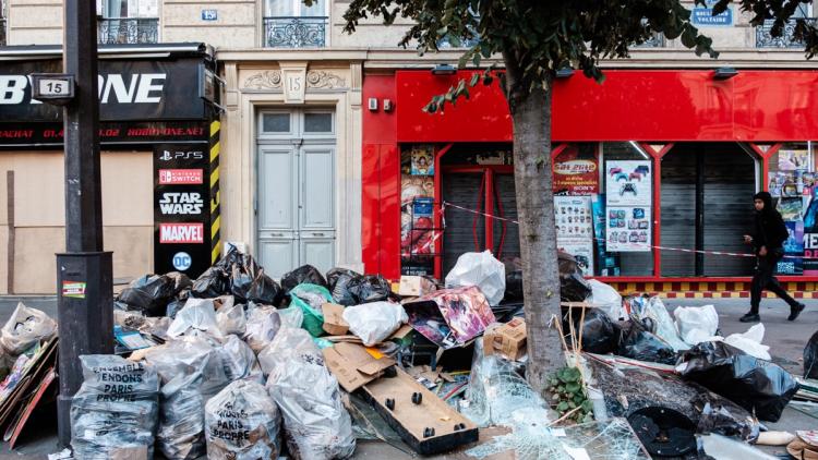 Soutien aux Commerçants Victimes de Dégradations: Risques et Mesures