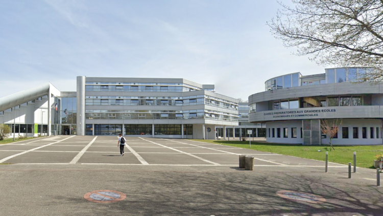 Les Enseignants du Lycée Courbet Exercent Leur Droit de Retrait Suite à un Incident Violent