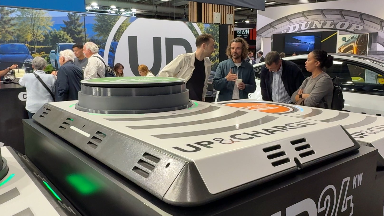 Solution de recharge sans fil pour véhicules professionnels : Up&Charge en action
