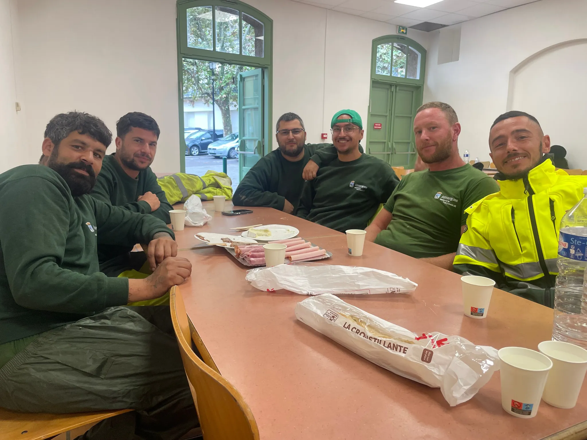 Inondations à Aimargues : Solidarité et Résilience face aux Intempéries