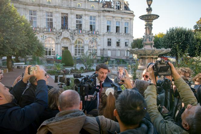 Réactions après l&rsquo;incendie de la mairie de Limoges